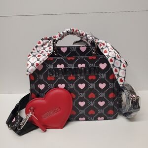 Steve Madden Bevelyn Black and Red Heart Print Women's Bag